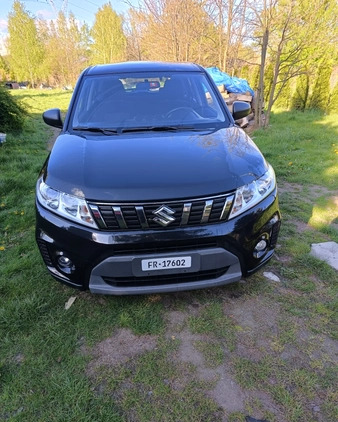 Suzuki Vitara cena 52000 przebieg: 60700, rok produkcji 2016 z Ryki małe 79